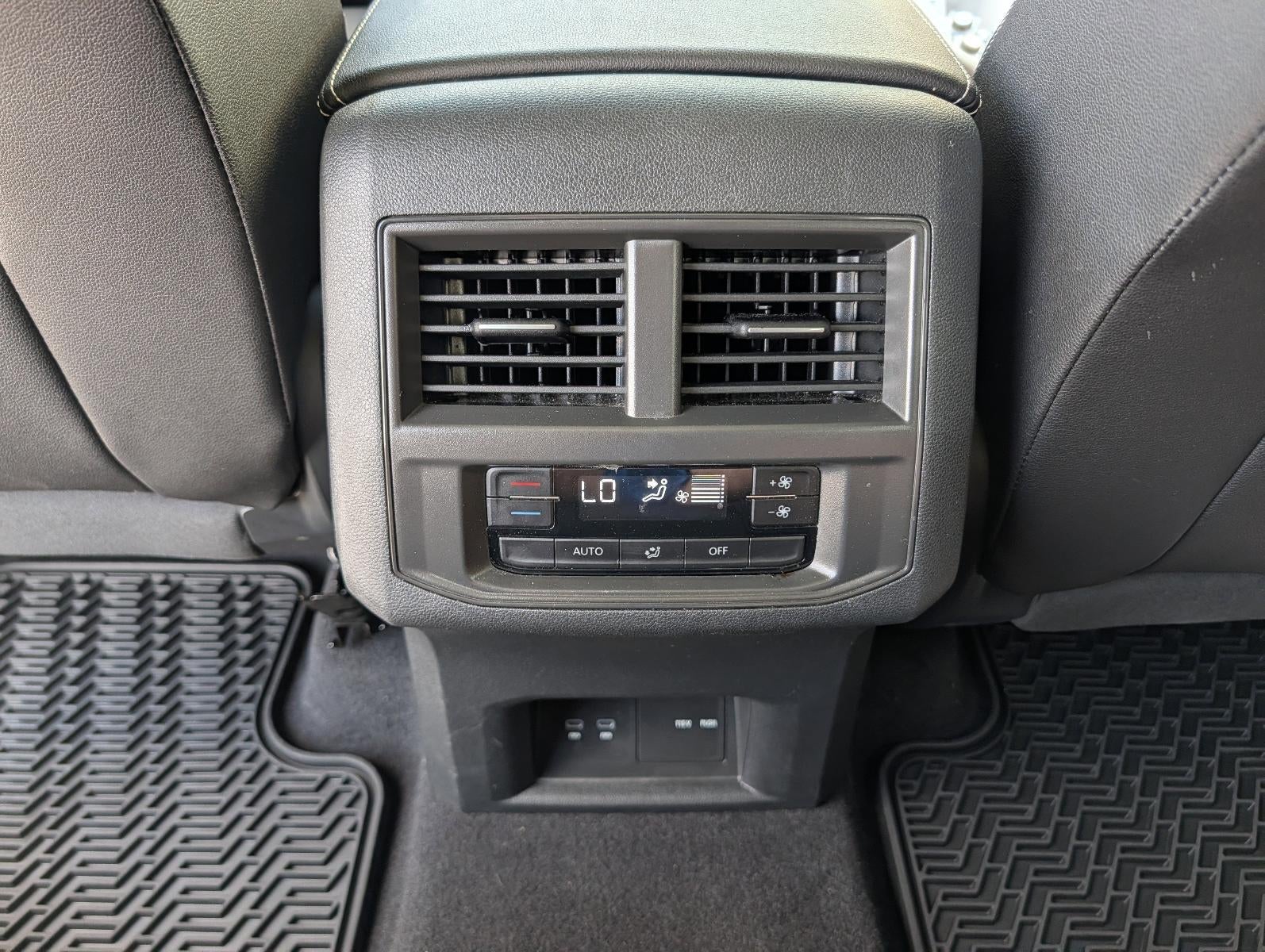 2023 Volkswagen Atlas 3.6L V6 SE w/Technology FWD