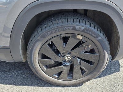 2024 Volkswagen Atlas 2.0T SE w/Technology FWD