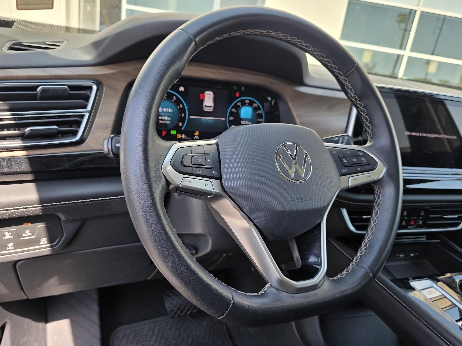 2024 Volkswagen Atlas 2.0T SE w/Technology FWD