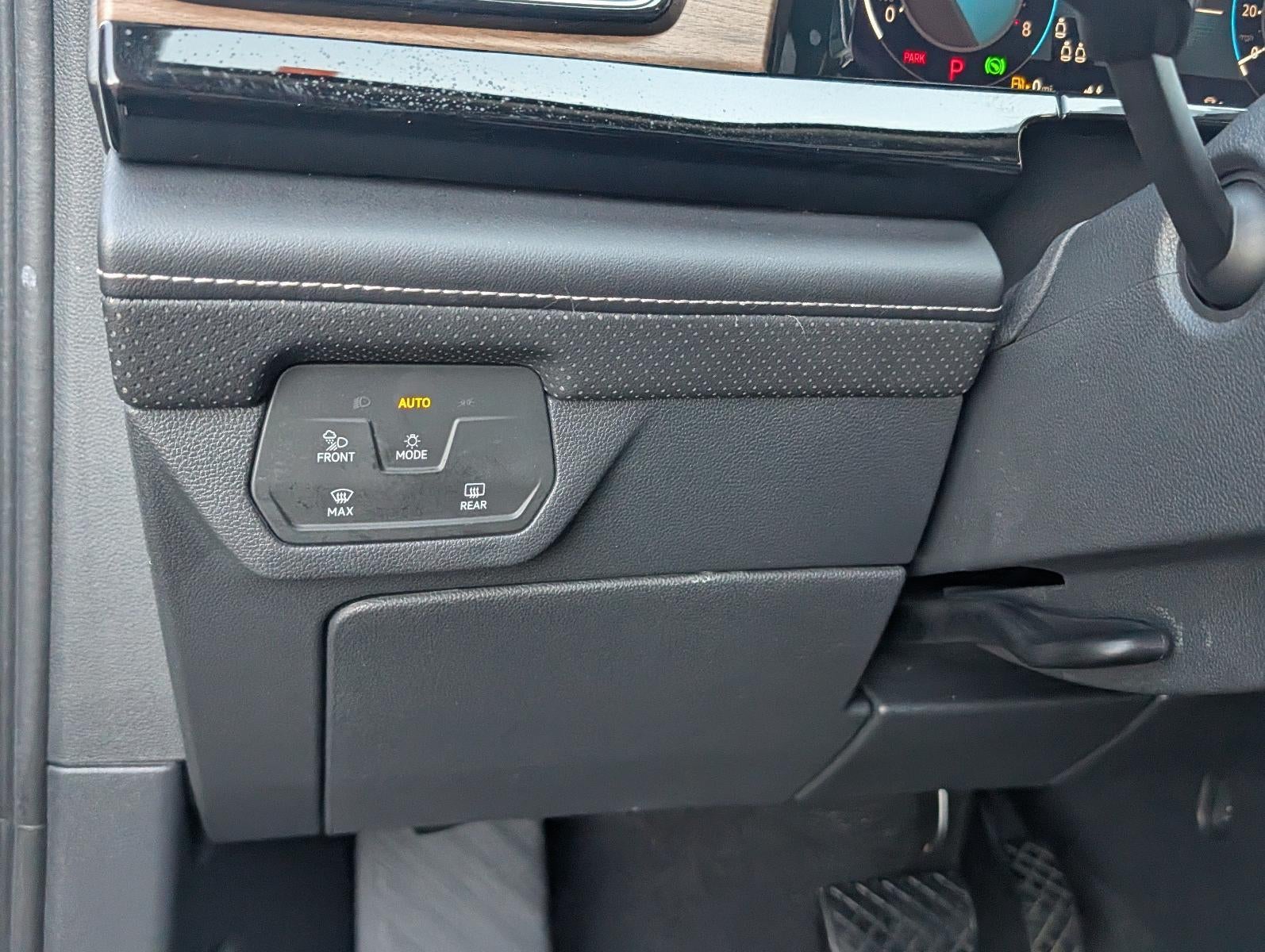 2024 Volkswagen Atlas 2.0T SE w/Technology FWD