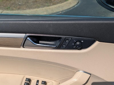2018 Volkswagen Passat 2.0T SE Auto