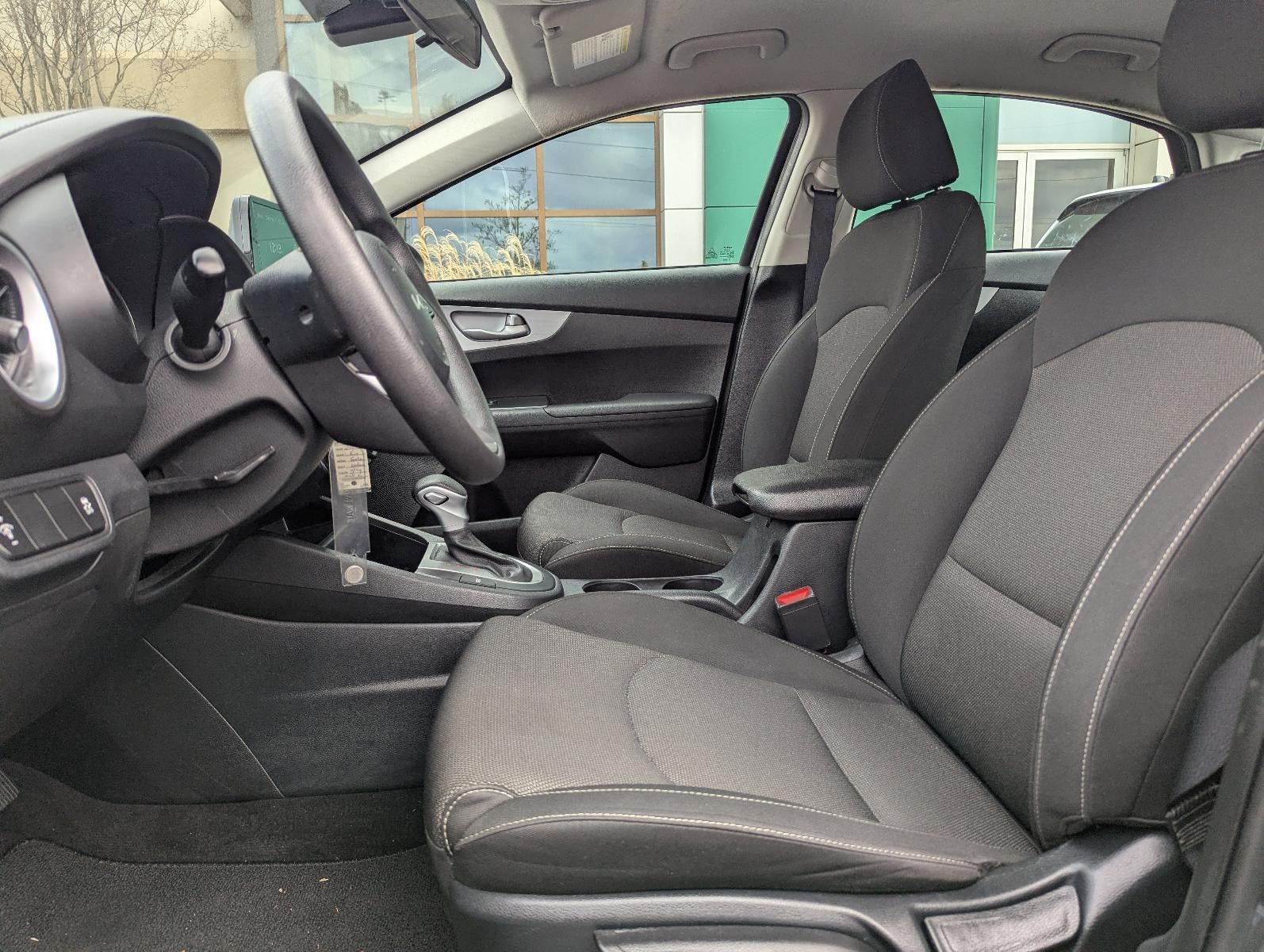 2024 Kia Forte LX IVT