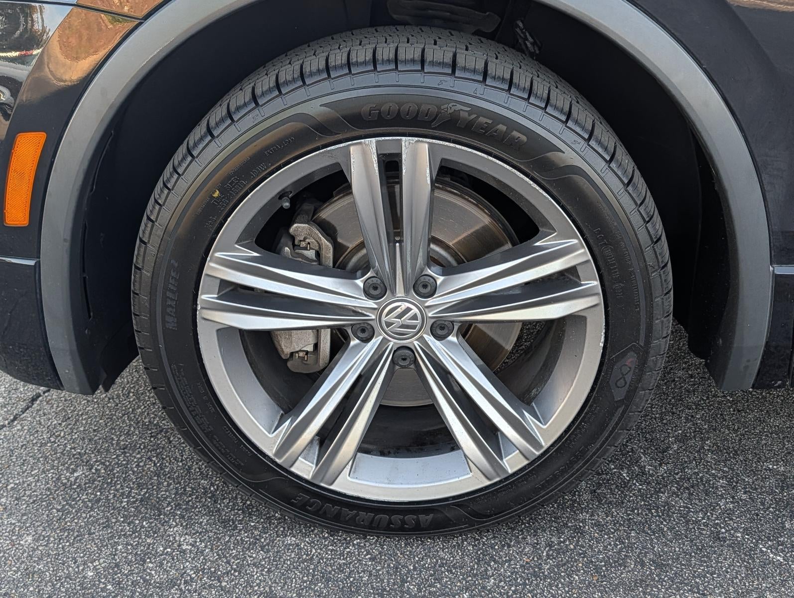 2019 Volkswagen Tiguan 2.0T SEL R-Line 4MOTION