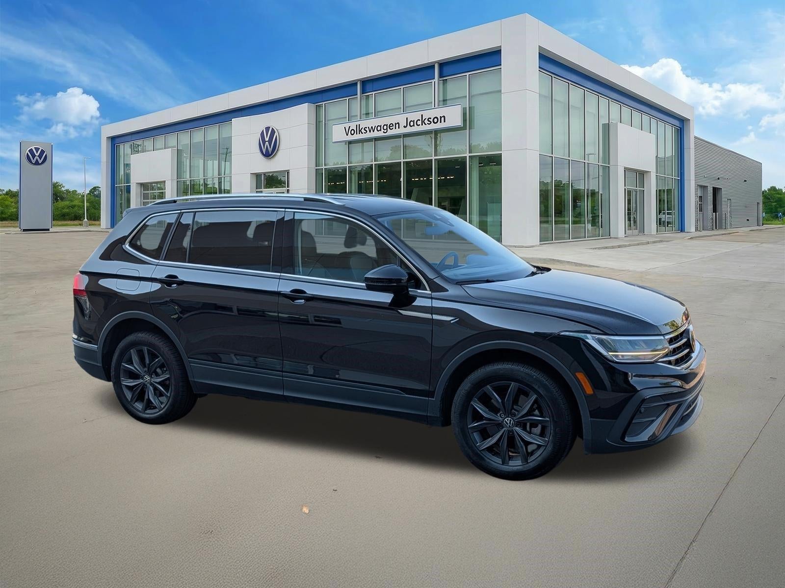 2023 Volkswagen Tiguan 2.0T SE FWD