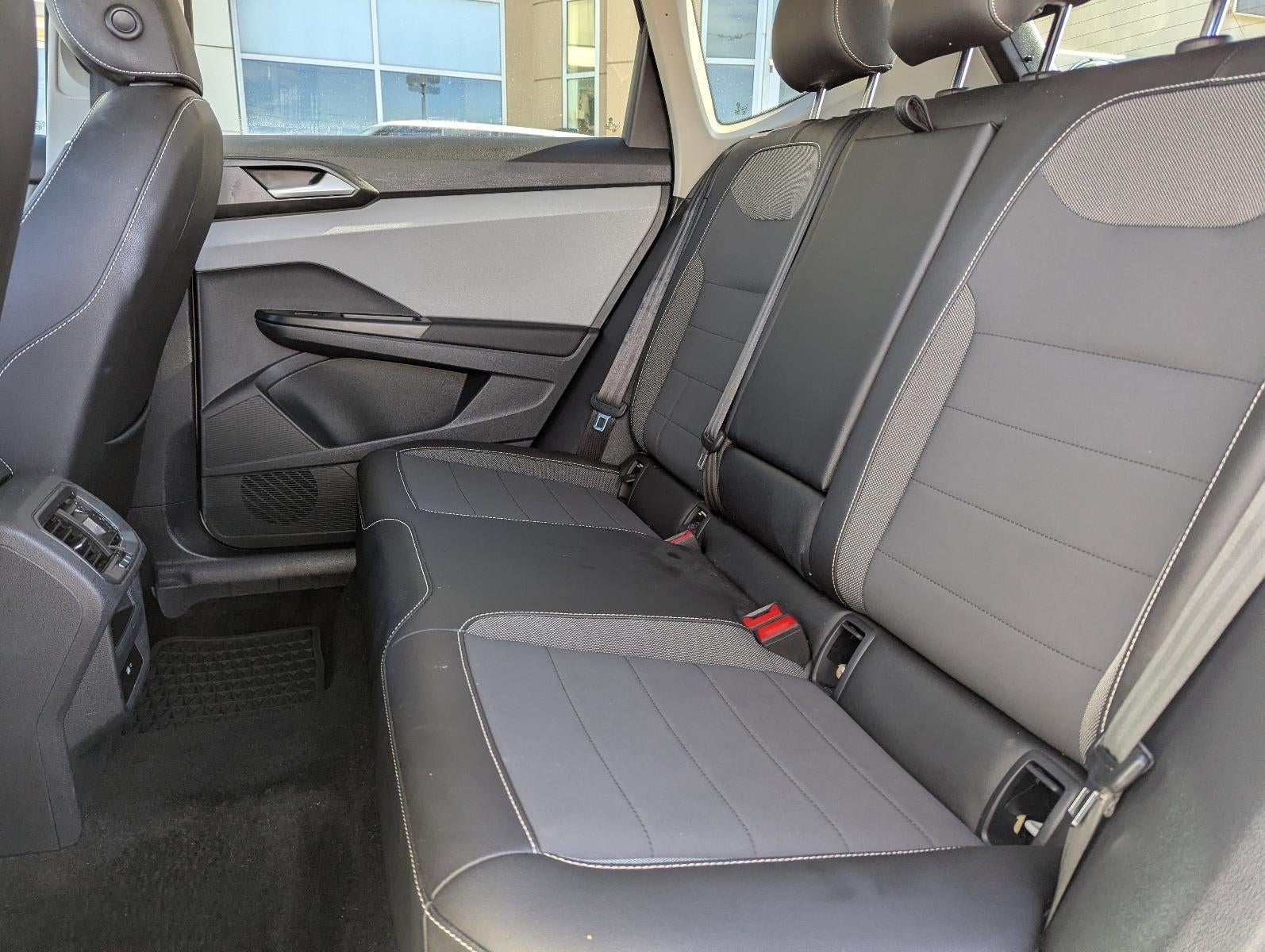 2023 Volkswagen Taos SE FWD