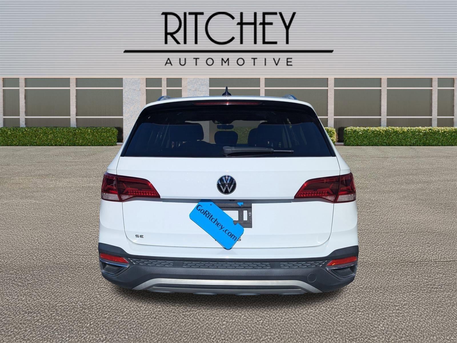 2023 Volkswagen Taos SE FWD