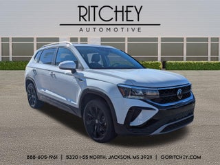 2023 Volkswagen Taos SE FWD