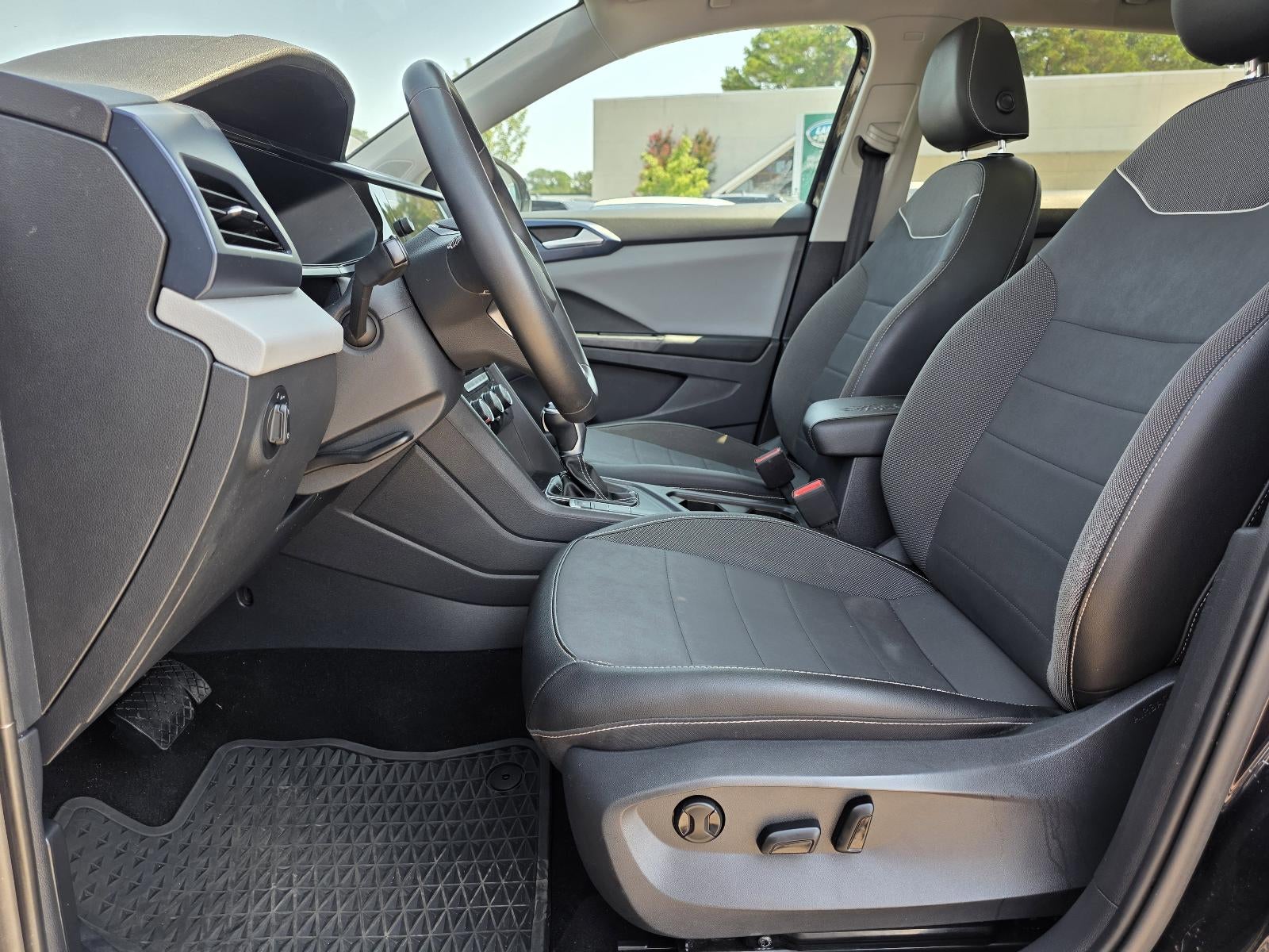 2023 Volkswagen Taos SE FWD