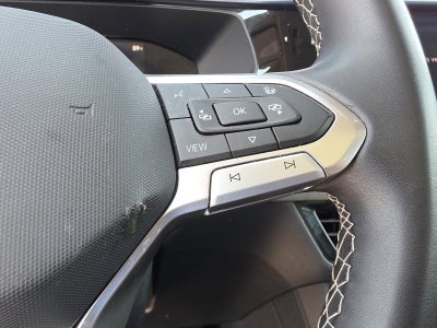 2023 Volkswagen Taos SE FWD