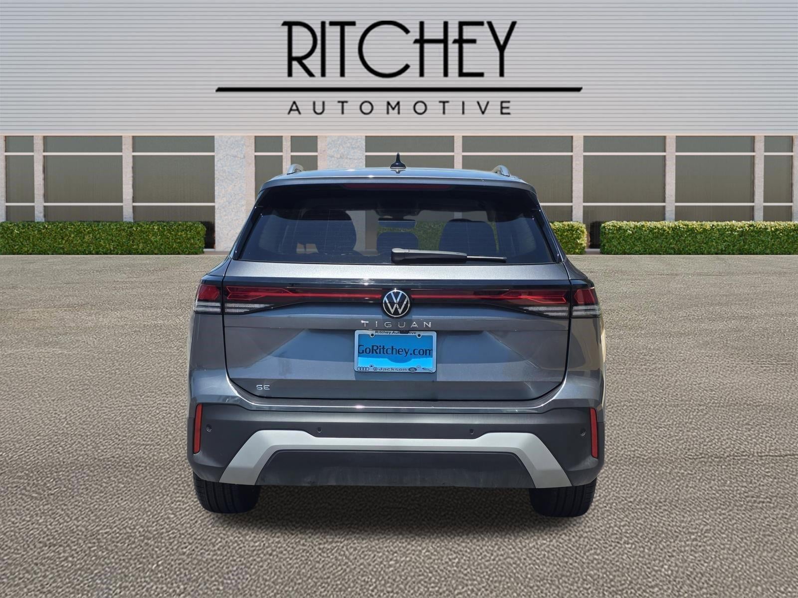 2025 Volkswagen Tiguan 2.0T SE FWD