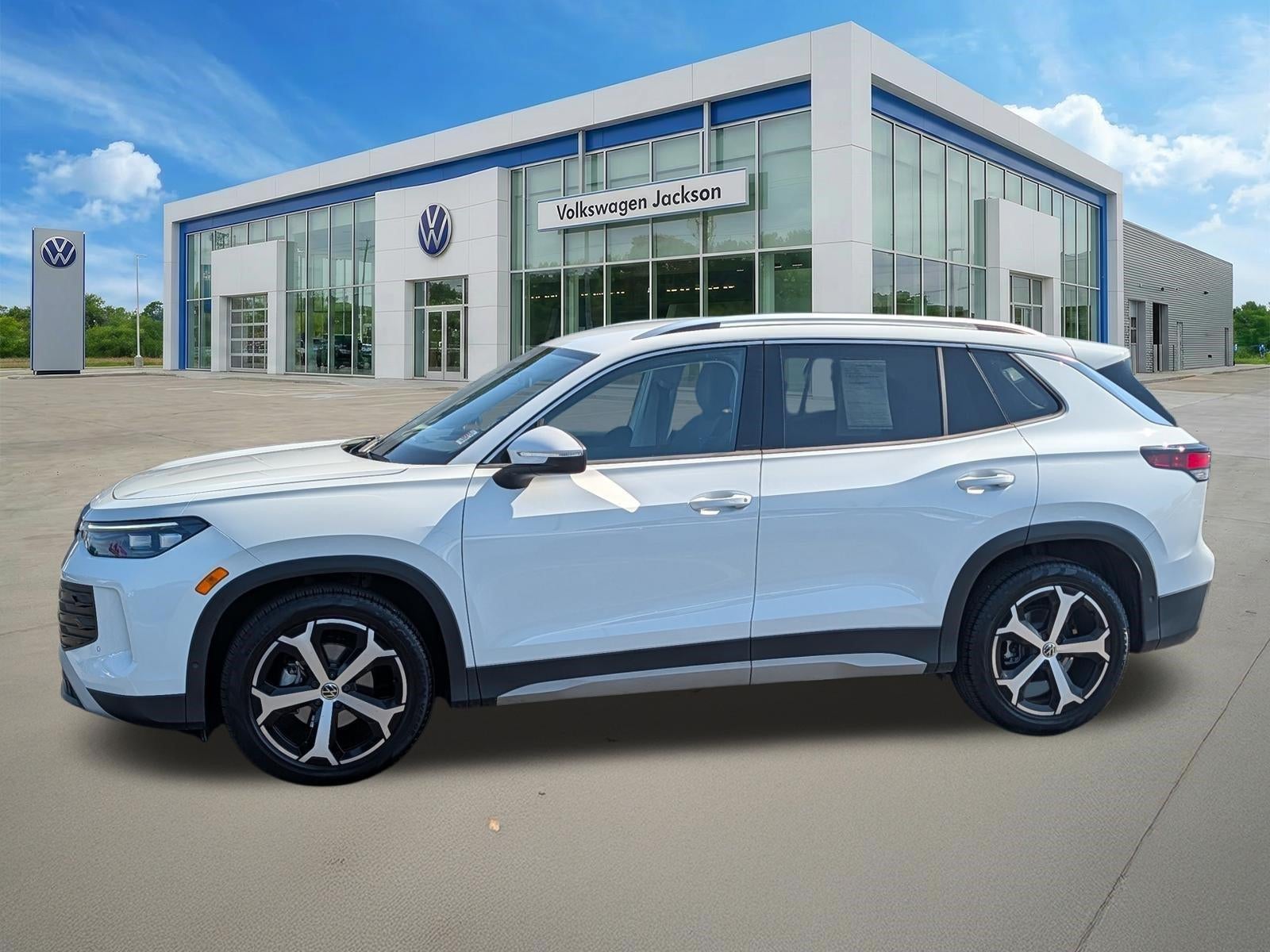 2026 Volkswagen Tiguan SE FWD
