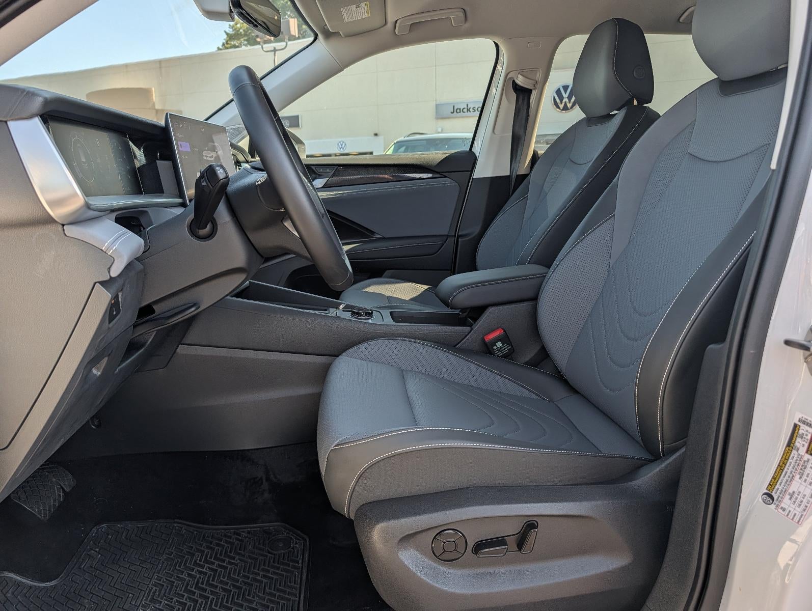 2026 Volkswagen Tiguan SE FWD