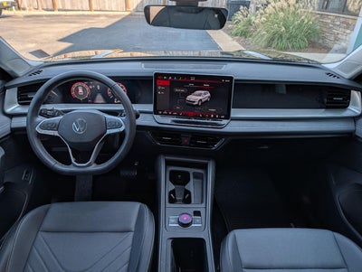 2025 Volkswagen Tiguan 2.0T SE FWD