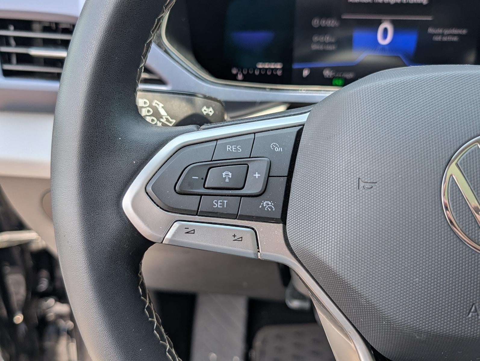 2023 Volkswagen Taos SE 4MOTION *Ltd Avail*