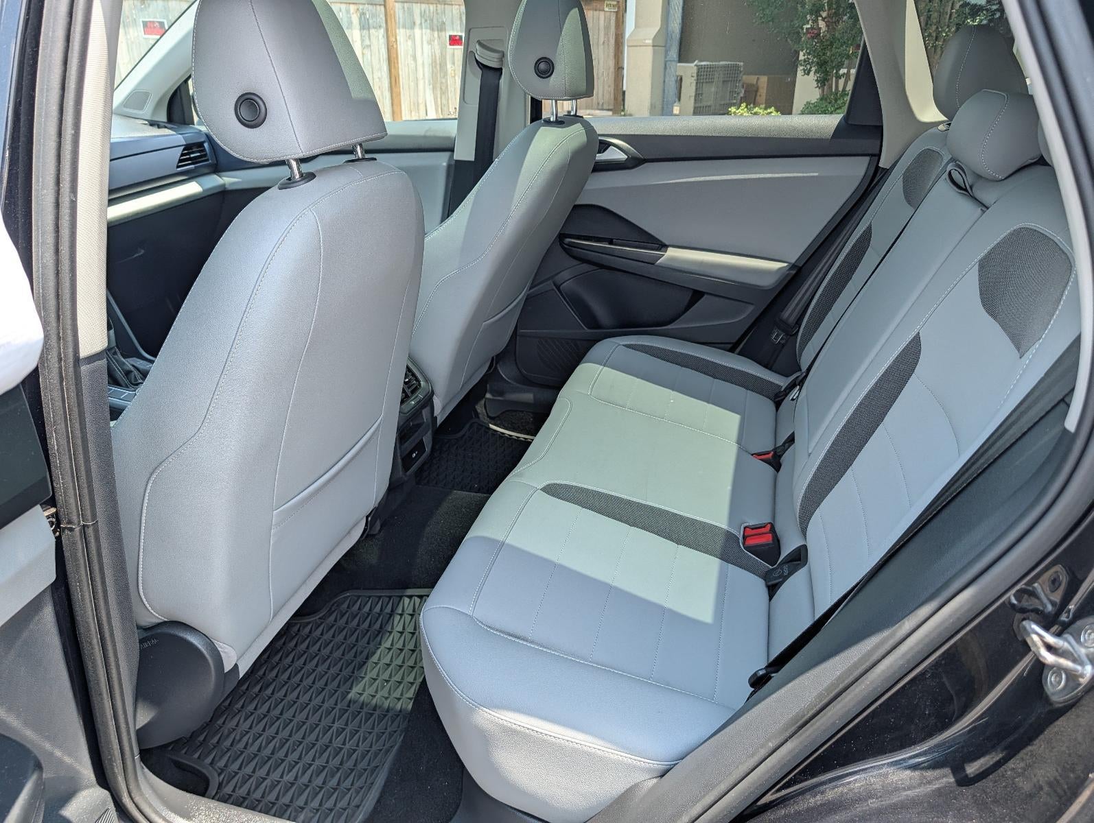 2023 Volkswagen Taos SE 4MOTION *Ltd Avail*