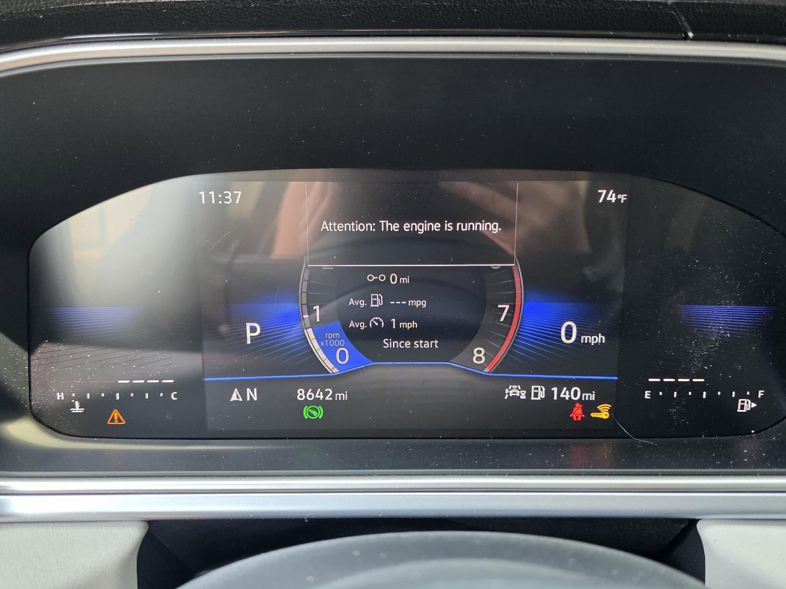 2025 Volkswagen Taos SE FWD