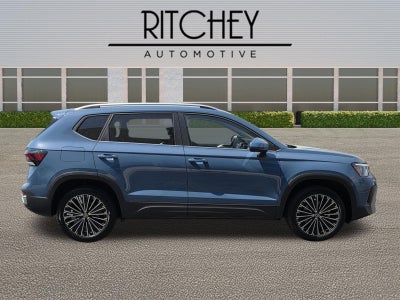 2025 Volkswagen Taos SE FWD