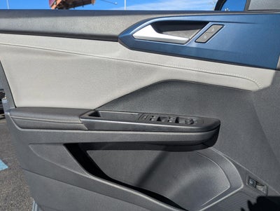 2024 Volkswagen Taos SE FWD