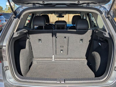 2024 Volkswagen Taos SE FWD