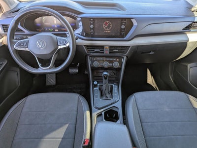 2024 Volkswagen Taos SE FWD