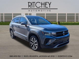 2024 Volkswagen Taos SE FWD