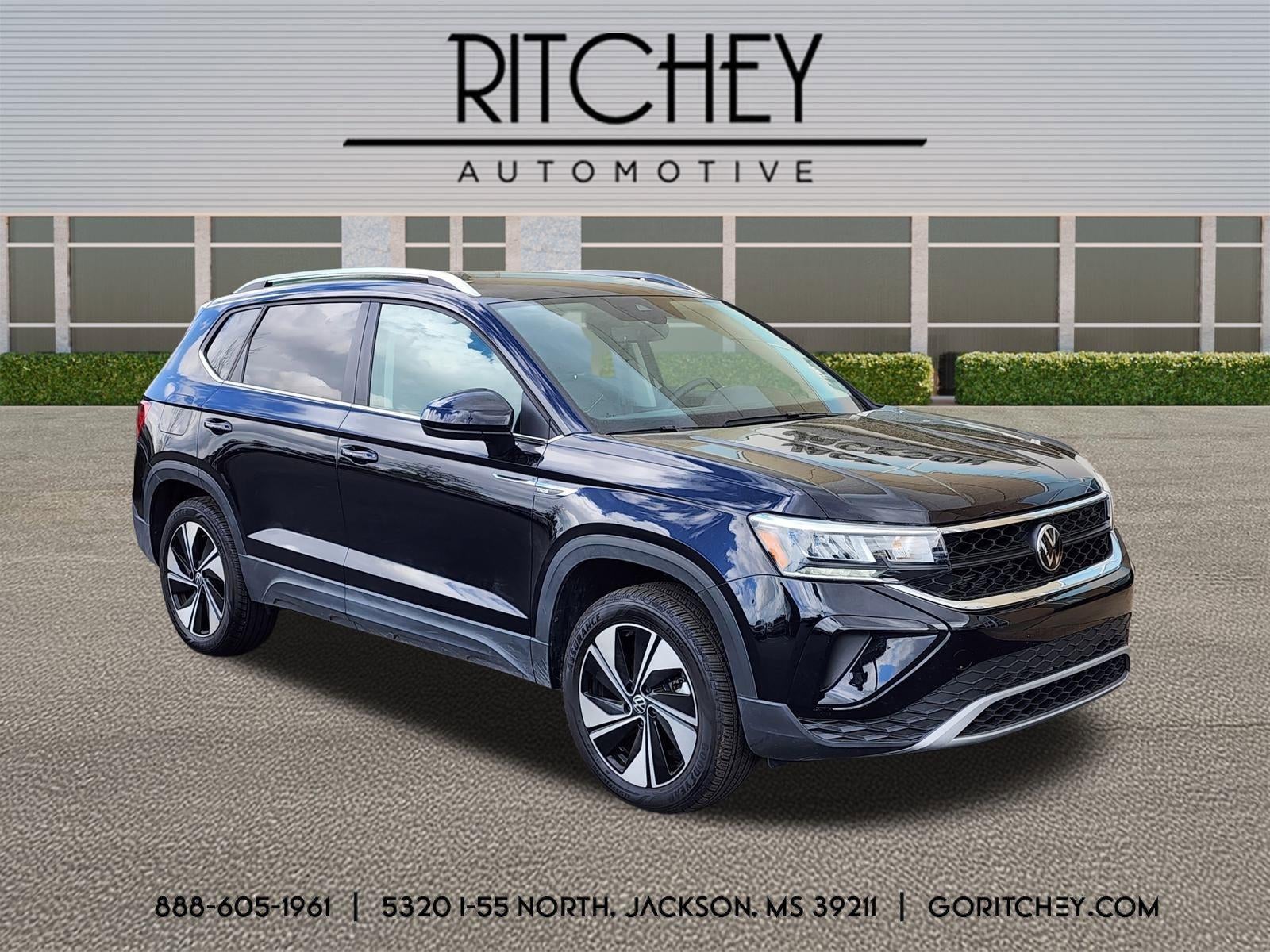 2024 Volkswagen Taos SE 4MOTION