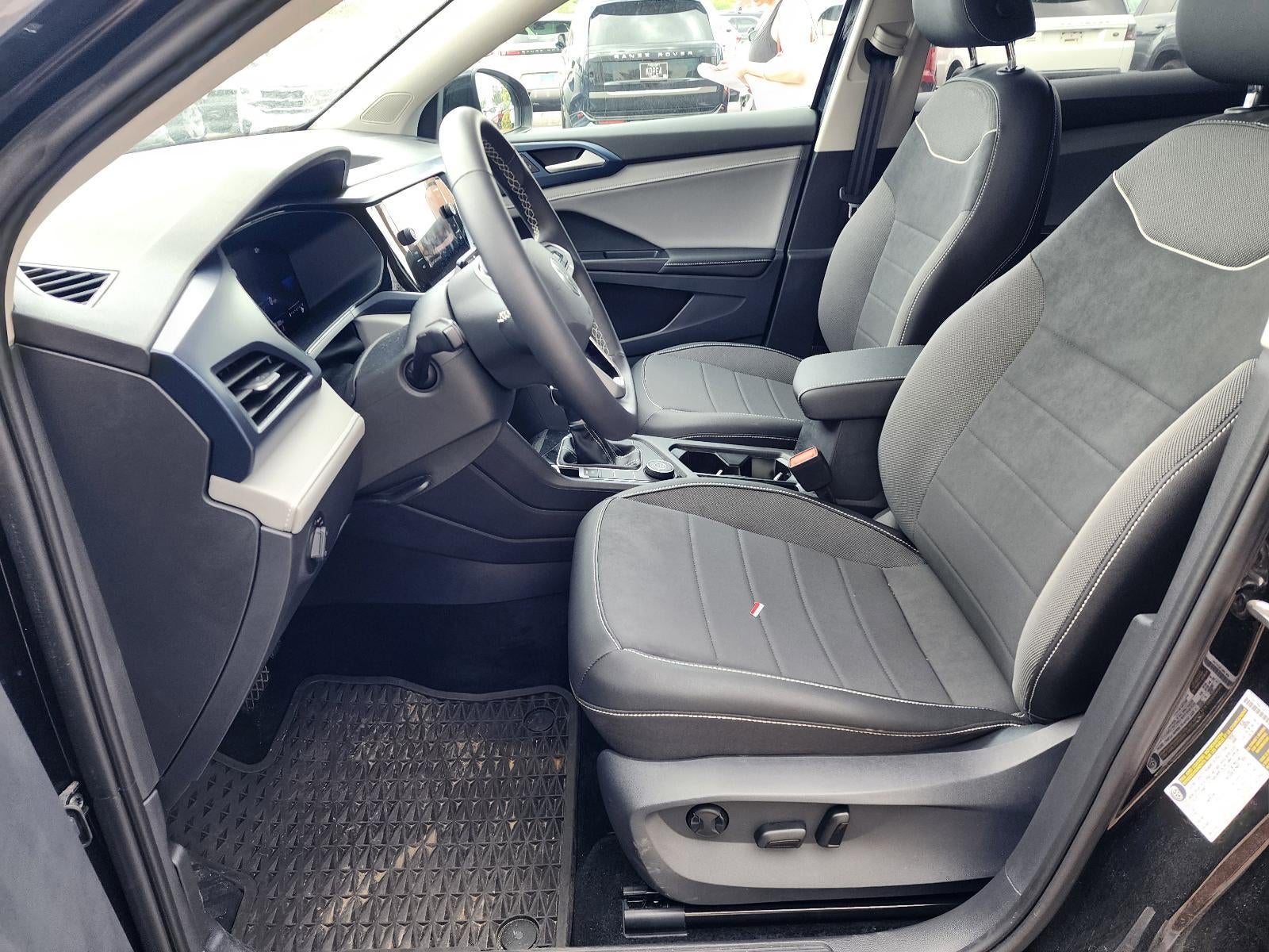 2024 Volkswagen Taos SE 4MOTION