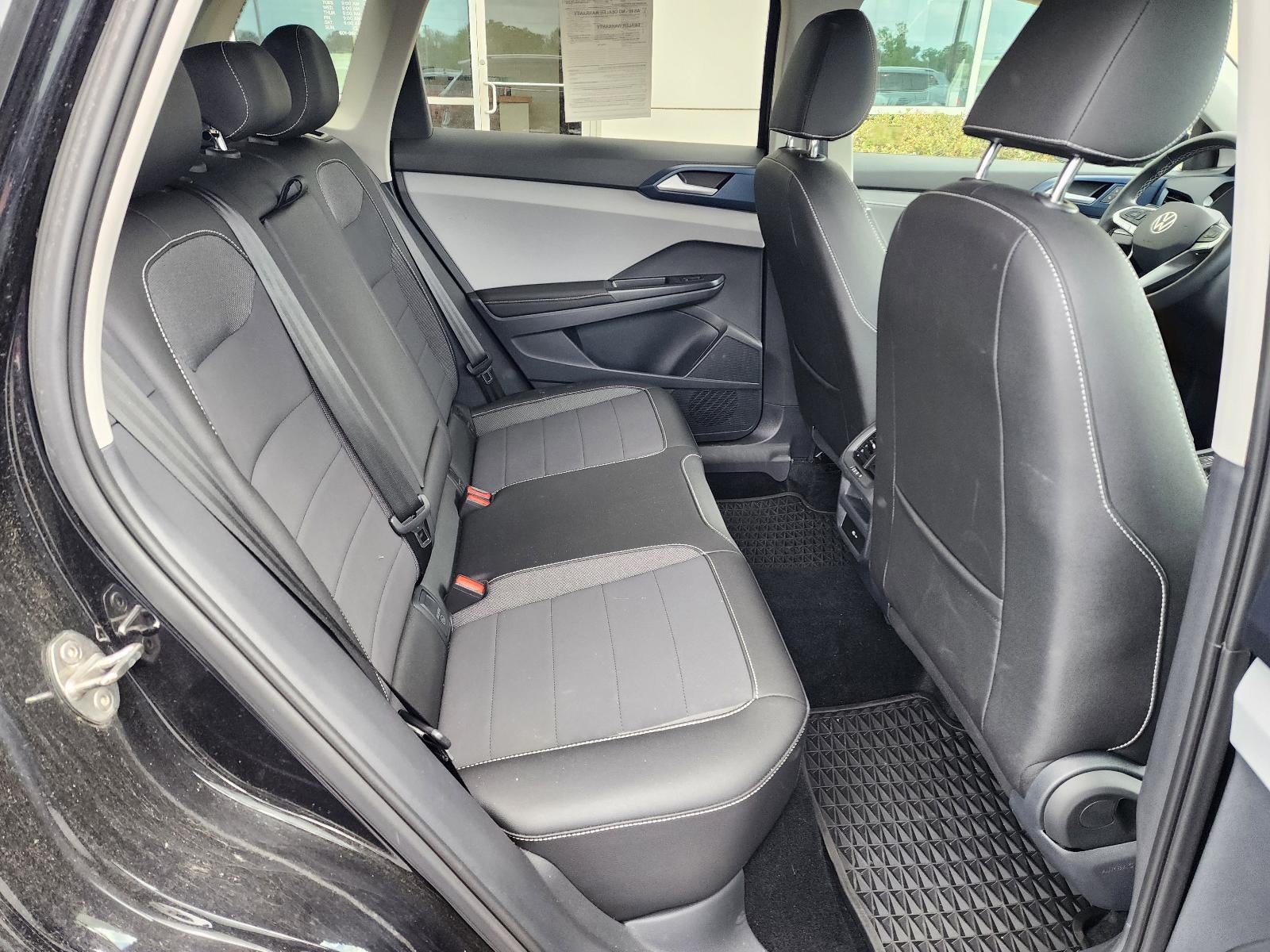 2024 Volkswagen Taos SE 4MOTION