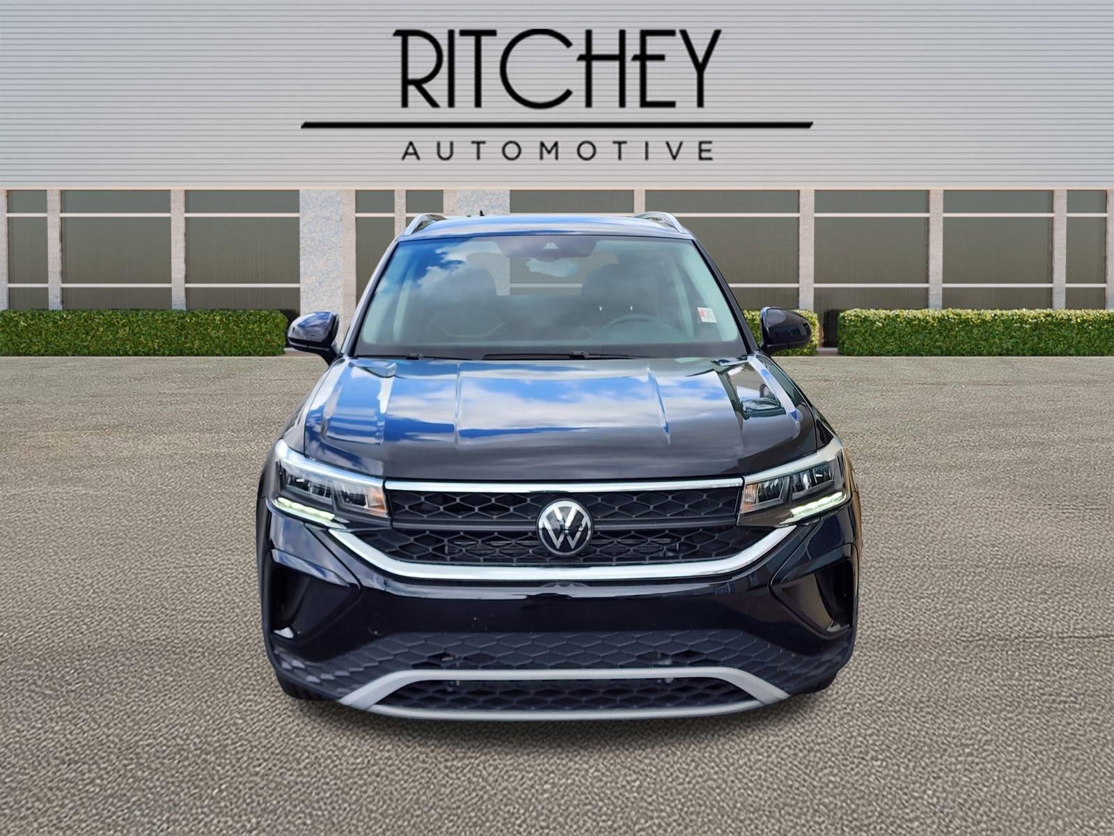 2024 Volkswagen Taos SE 4MOTION