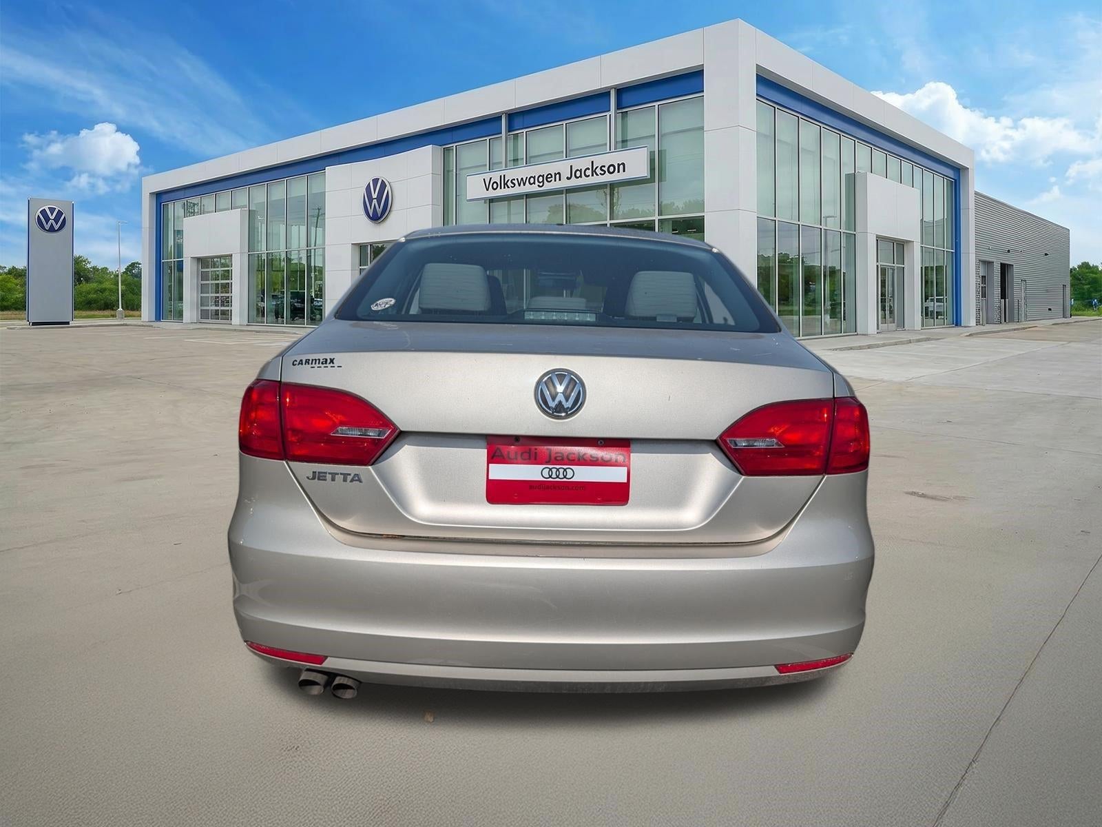2014 Volkswagen Jetta 4dr Auto S Sedan