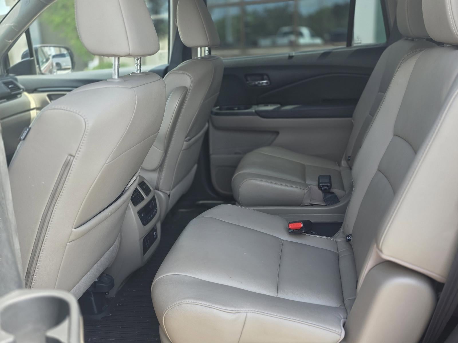 2021 Honda Pilot Touring 7-Passenger AWD