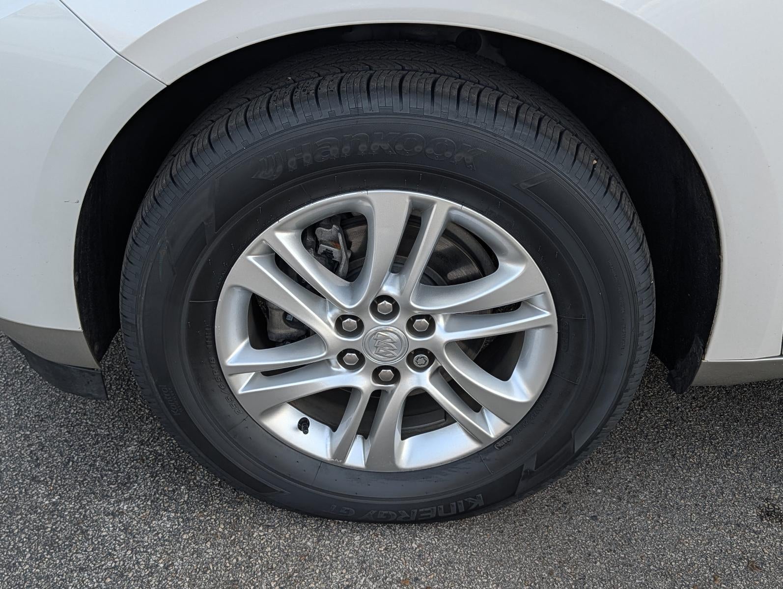 2021 Buick Enclave Essence FWD