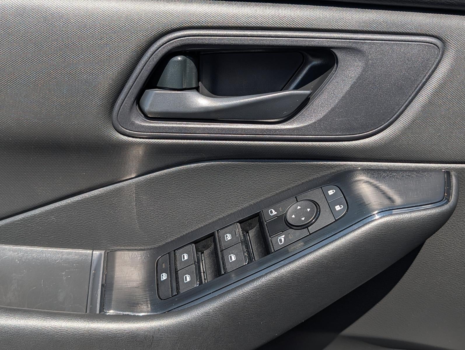 2024 Nissan Rogue FWD S