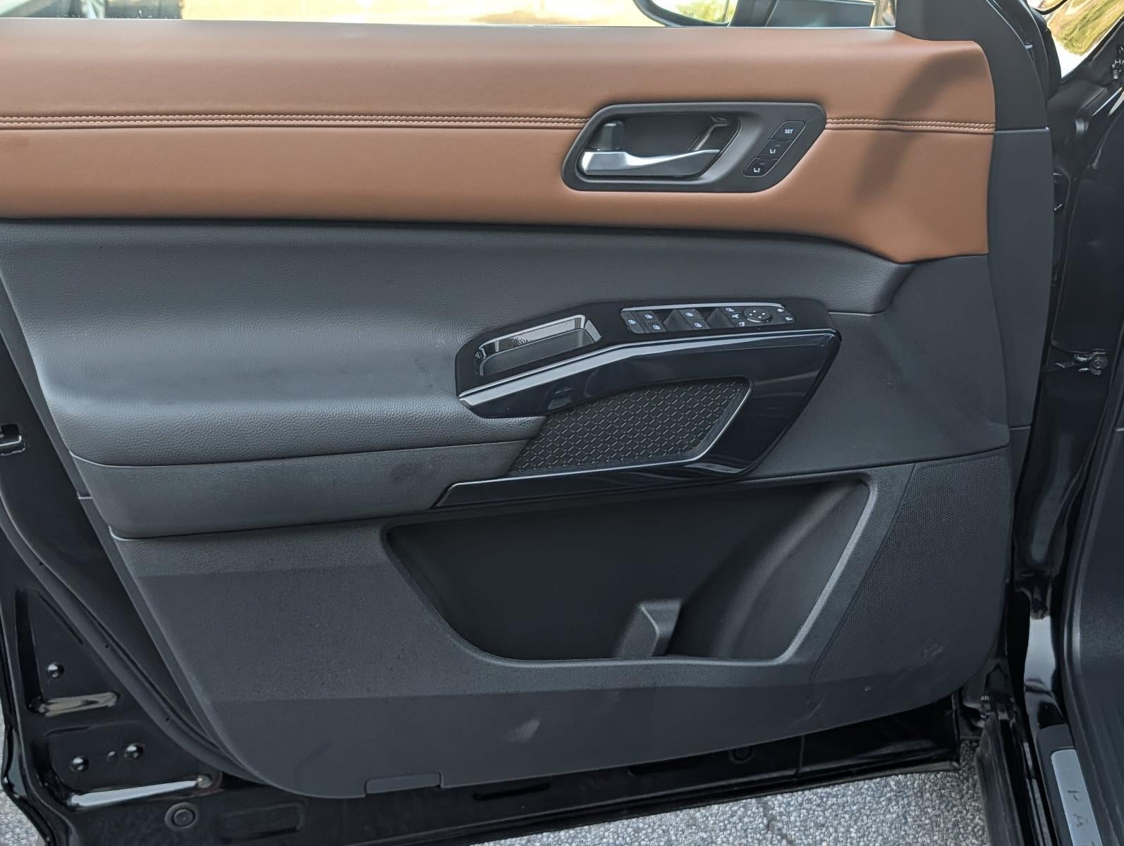 2026 Nissan Pathfinder Platinum 2WD