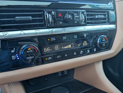 2026 Nissan Pathfinder Platinum 2WD