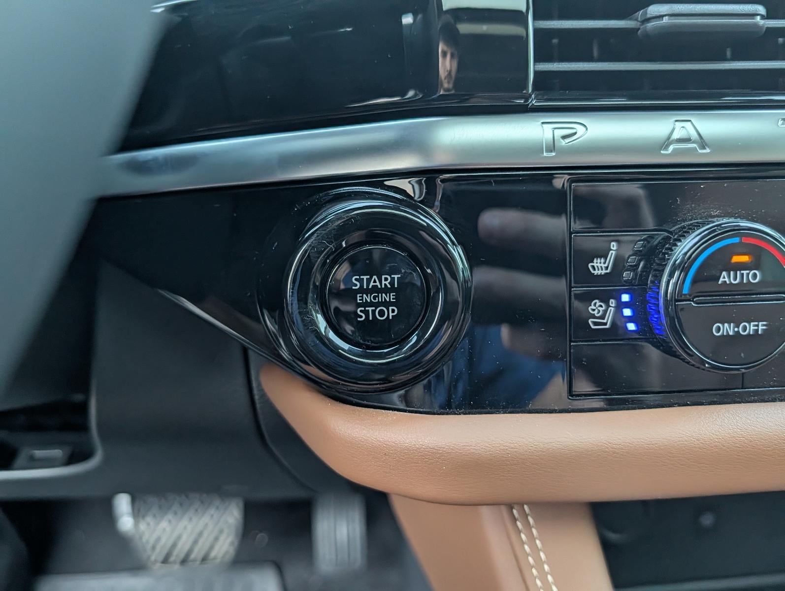 2026 Nissan Pathfinder Platinum 2WD