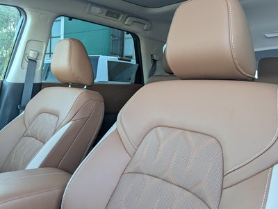 2026 Nissan Pathfinder Platinum 2WD