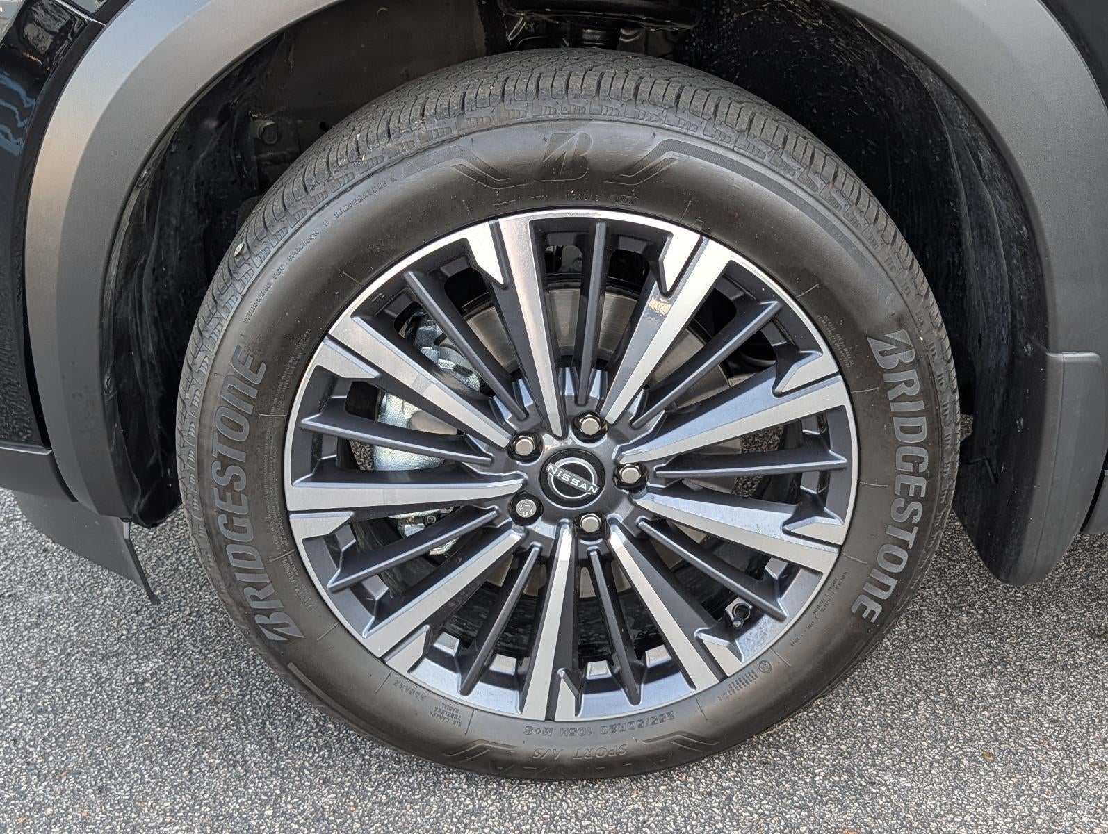 2026 Nissan Pathfinder Platinum 2WD