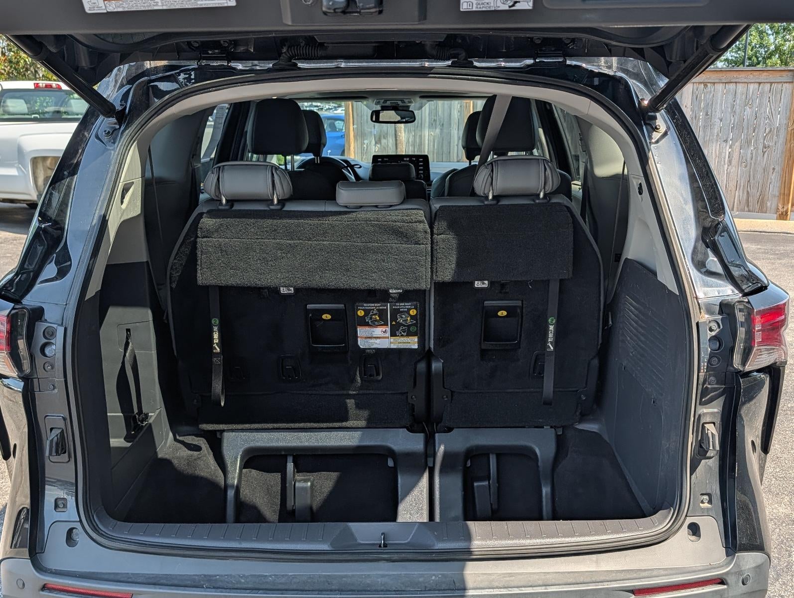 2021 Toyota Sienna XLE FWD 7-Passenger (Natl)