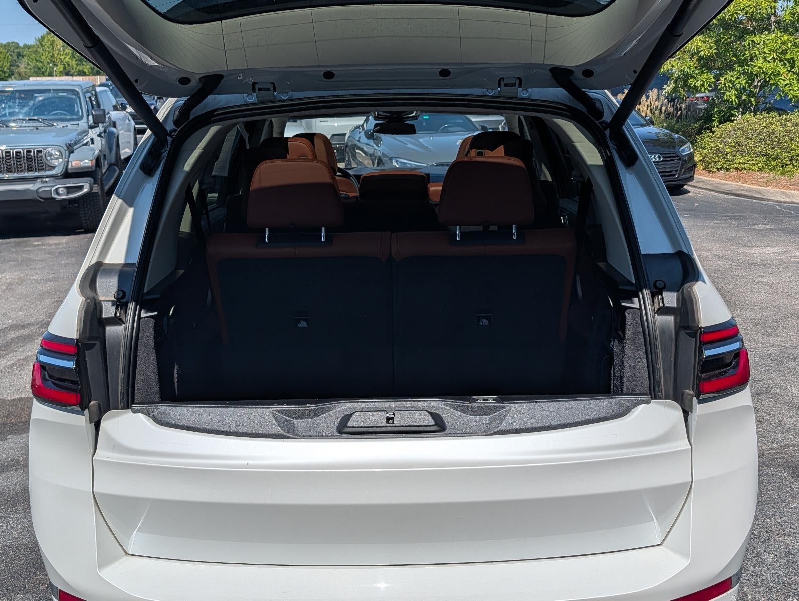 2024 BMW X7 xDrive40i Sports Activity Vehicle