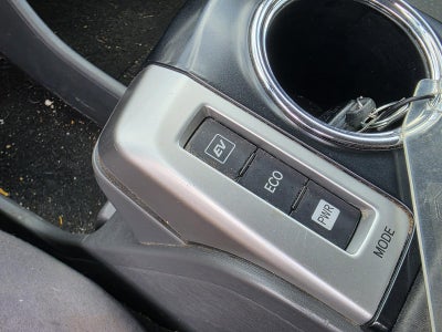 2012 Toyota Prius v 5dr Wgn Five (Natl)