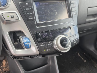 2012 Toyota Prius v 5dr Wgn Five (Natl)