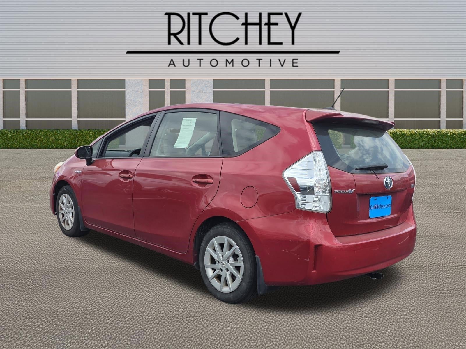 2012 Toyota Prius v 5dr Wgn Five (Natl)