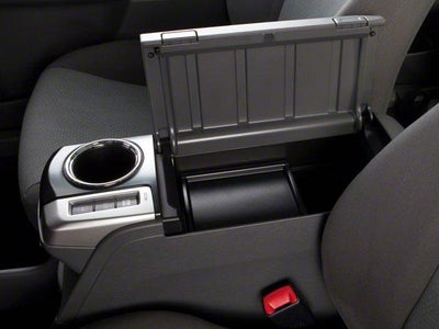 2012 Toyota Prius v 5dr Wgn Five (Natl)