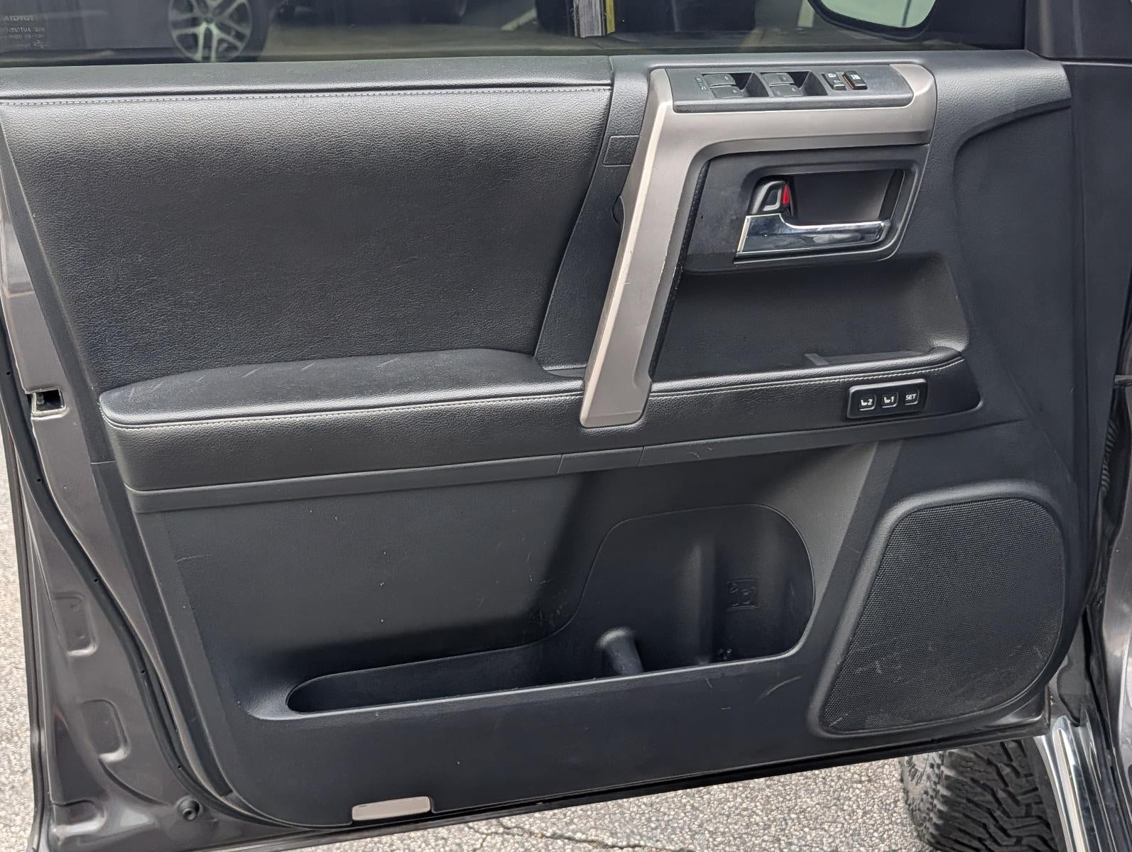 2015 Toyota 4Runner RWD 4dr V6 Limited (Natl)