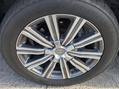 2016 Lexus LX 570 4WD 4dr