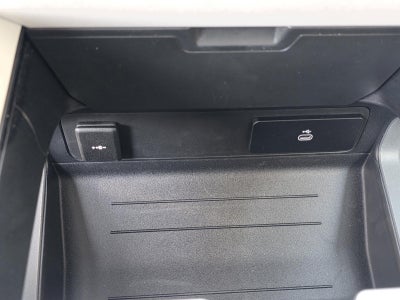 2025 Land Rover Defender 110 P500 X-Dynamic SE