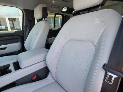 2025 Land Rover Defender 110 P500 X-Dynamic SE