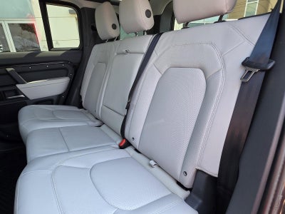 2025 Land Rover Defender 110 P500 X-Dynamic SE