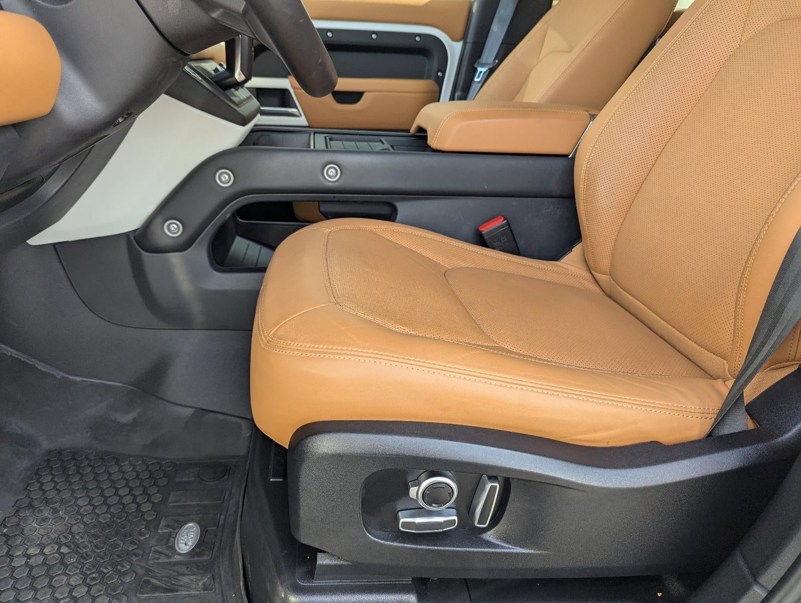 2024 Land Rover Defender 130 P400 S